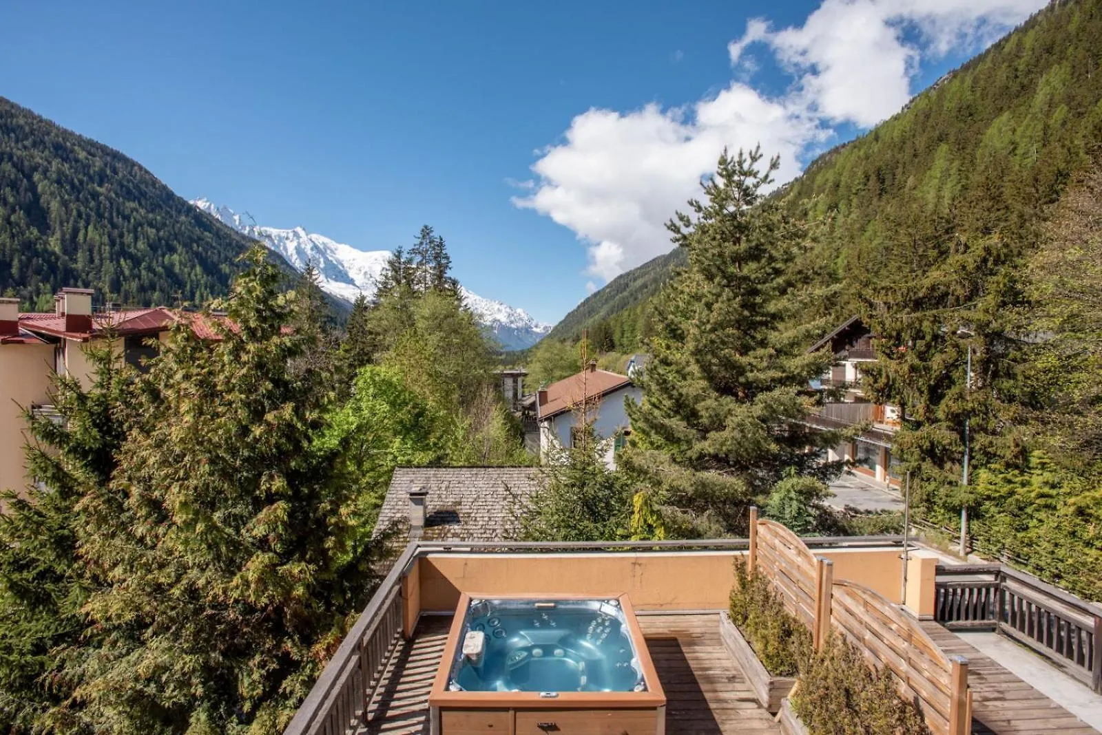 Les Melees Apartments - Alpes Travel - Argentiere Chamonix
