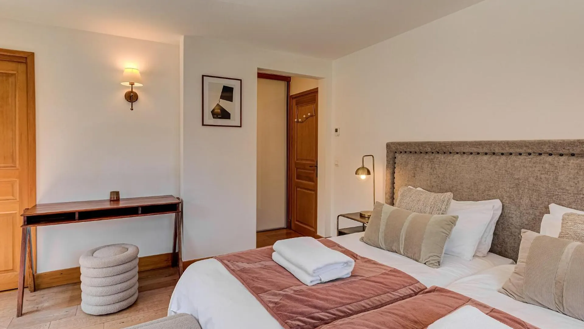 Les Melees Apartments - Alpes Travel - Argentiere Chamonix France