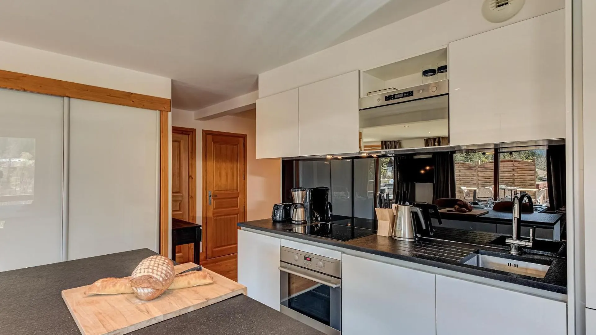 Les Melees Apartments - Alpes Travel - Argentiere Chamonix