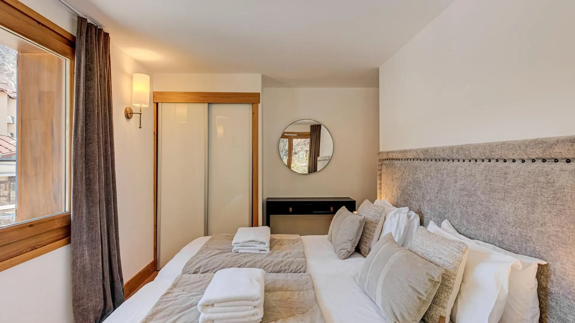 Les Melees Apartments - Alpes Travel - Argentiere Chamonix