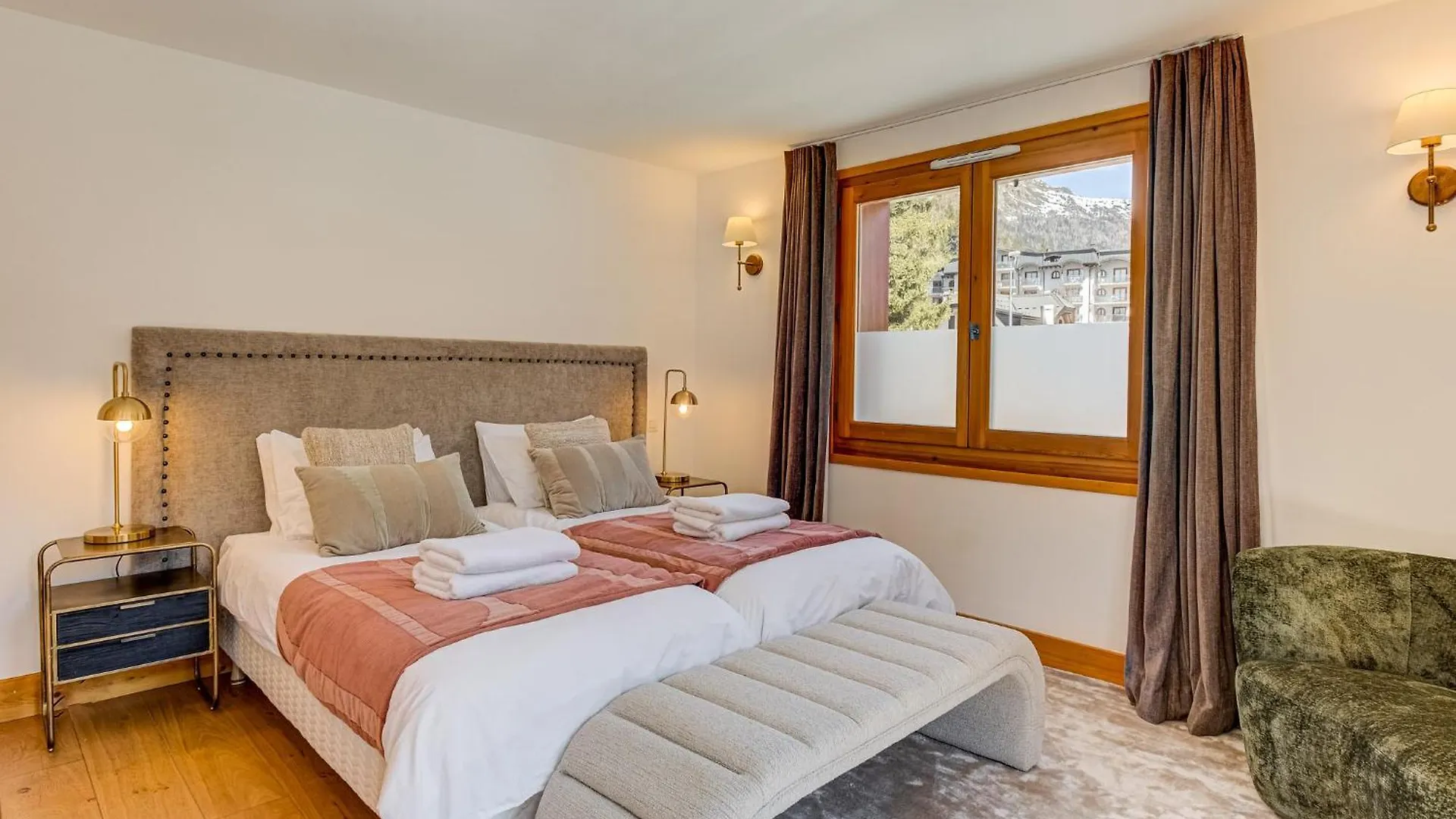 Les Melees Apartments - Alpes Travel - Argentiere Chamonix France