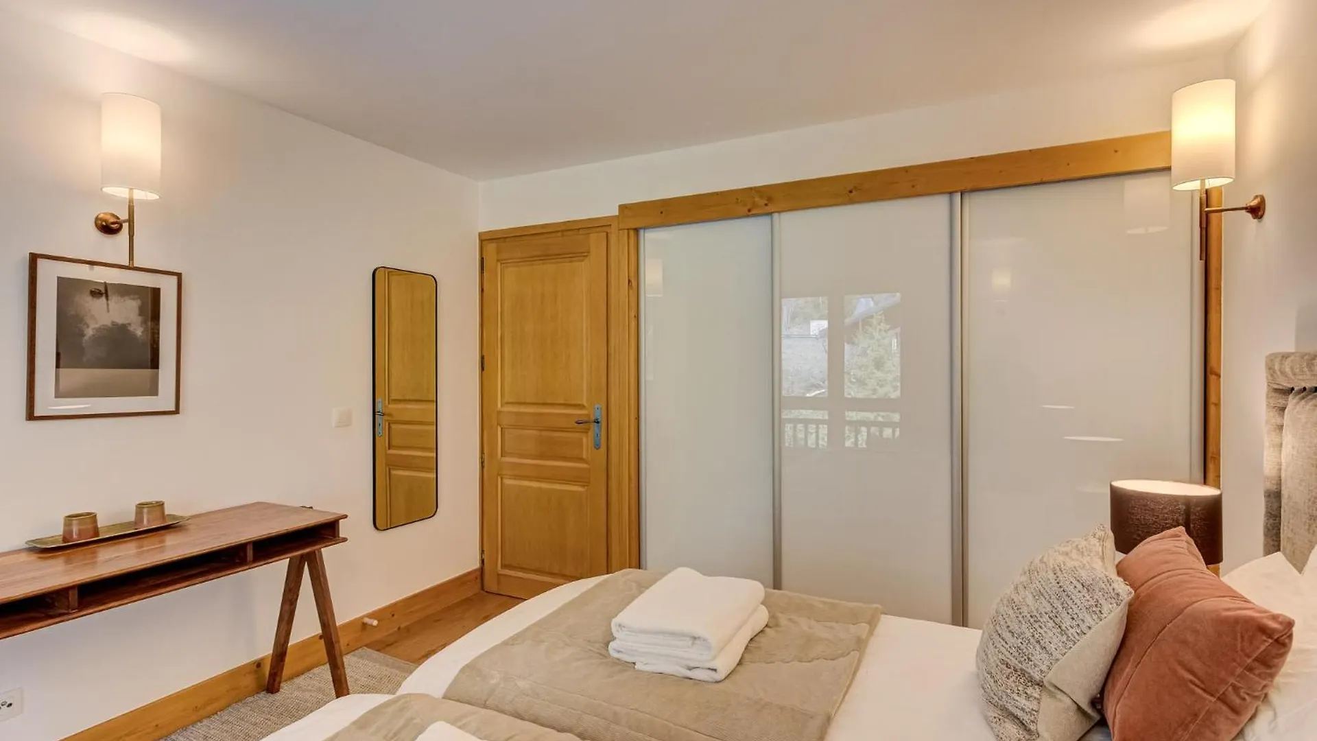 Les Melees Apartments - Alpes Travel - Argentiere Chamonix France