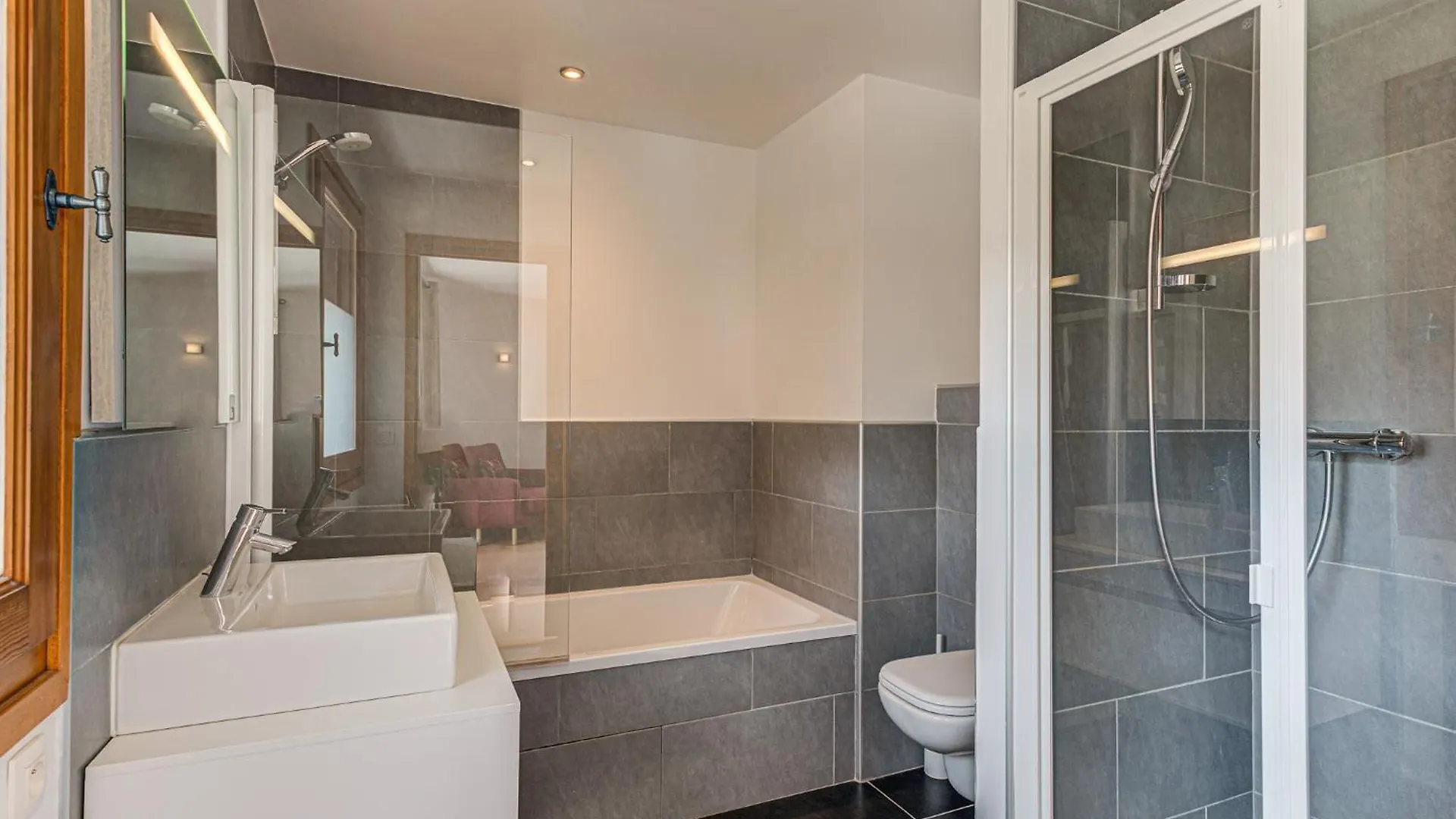 Les Melees Apartments - Alpes Travel - Argentiere Chamonix France
